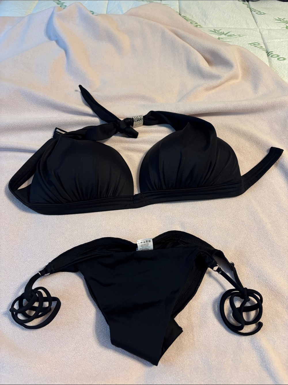 VENUS Black Bikini Set with Subtle Ring Detail